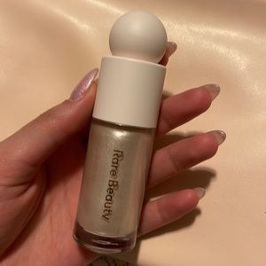 rare beauty highlighter